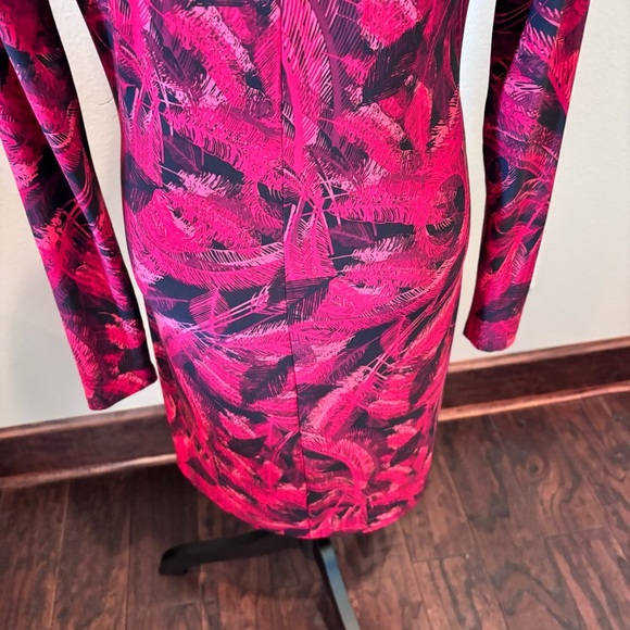 Norma Kamali Faux Wrap Jersey Dress, Feather Print, Medium, Office Cocktail - Picture 8 of 16